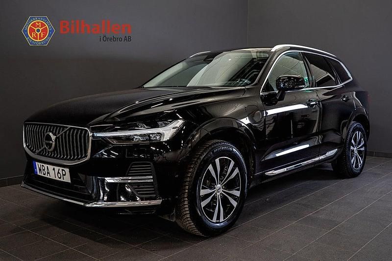 Svart Begagnad 2023 Volvo XC60 Core SUV | 409 000 kr (Bra pris) - Bild 1/4