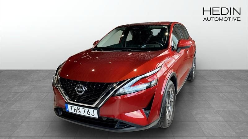 Svart Begagnad 2022 Nissan Qashqai Acenta SUV | 229 900 kr - Bild 1/4