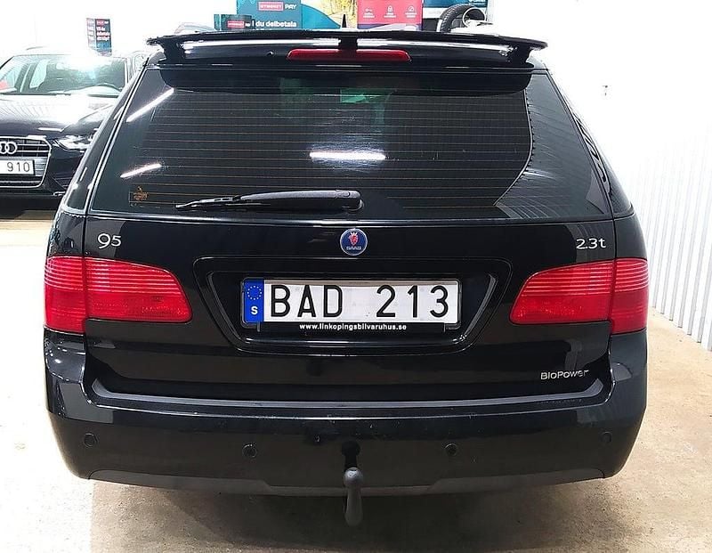 Begagnad Saab 9-5 Vector 185 HK (136 kW) 2007 Svart Kombi