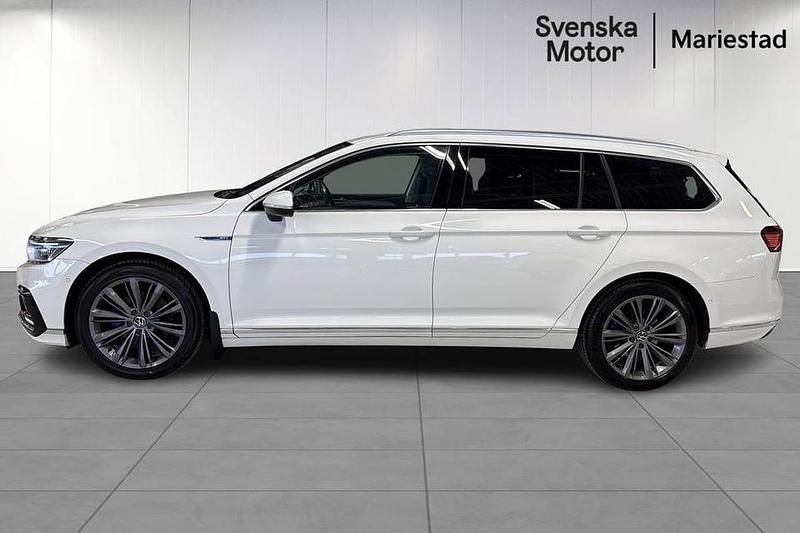 Begagnad VW Passat GTE 220 HK (161 kW) 2020 Vit Kombi