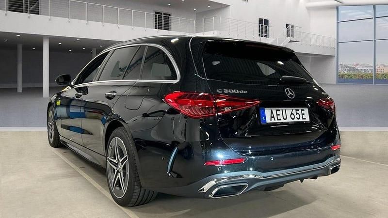Begagnad Mercedes C300e AMG line 313 HK (230 kW) 2025 Svart