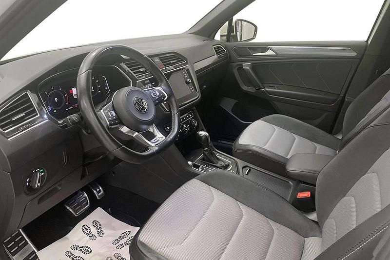 Begagnad VW Tiguan Allspace 200 HK (147 kW) 2019 Vit SUV
