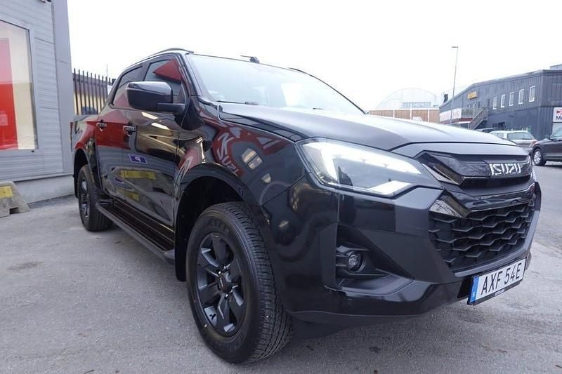 Begagnad Isuzu D-Max 163 HK (119 kW) 2024 Svart Pickup
