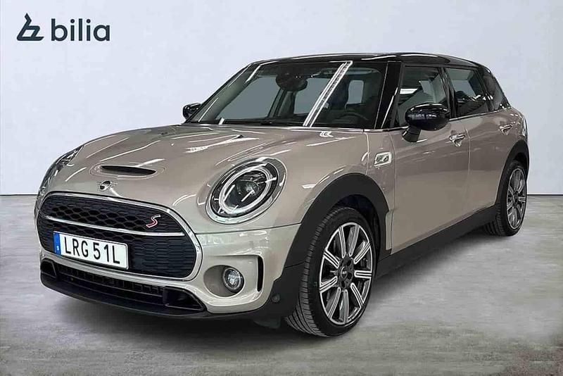 Grå Begagnad 2023 Mini Cooper S Clubman Kombi | 304 900 kr - Bild 1/1