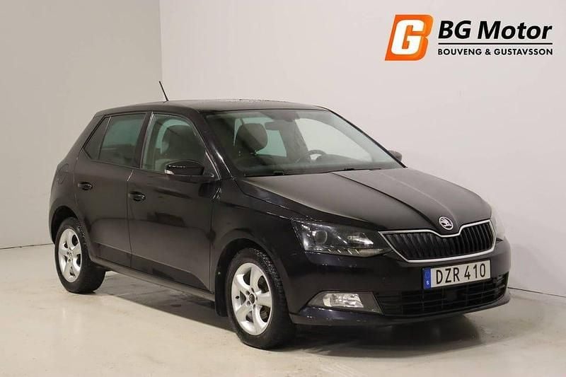 Svart Begagnad 2014 Skoda Fabia Elegance Halvkombi | 84 900 kr (Marknadspris) - Bild 1/3