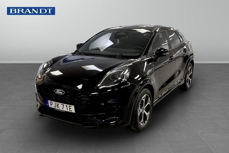 Svart Ny 2025 Ford Puma ST-Line SUV | 317 000 kr (Marknadspris) - Bild 1/4