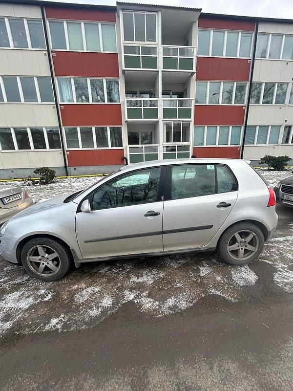 Begagnad VW Golf IV 102 HK (75 kW) 2005