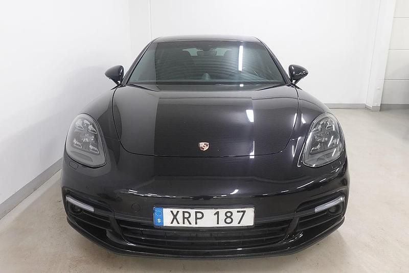 Begagnad Porsche Panamera Sport 330 HK (242 kW) 2017 Svart Halvkombi