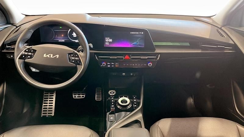 Begagnad Kia e-Niro 11 kW (15 HK) 2023 Blå SUV