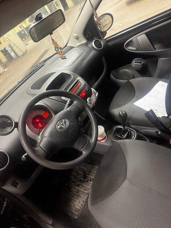 Begagnad Toyota Aygo 68 HK (50 kW) 2011 Halvkombi