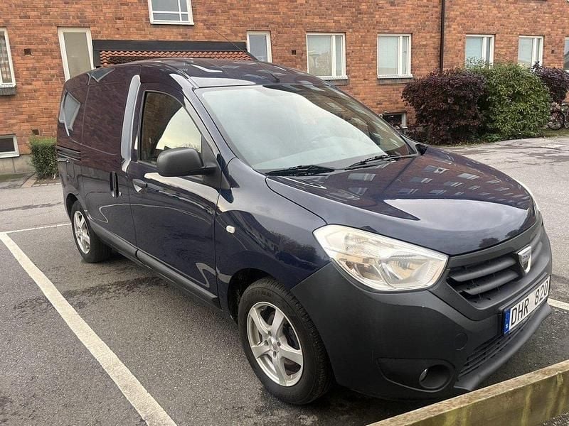 Blå Begagnad 2013 Dacia Dokker Express Van | 25 000 kr - Bild 1/4