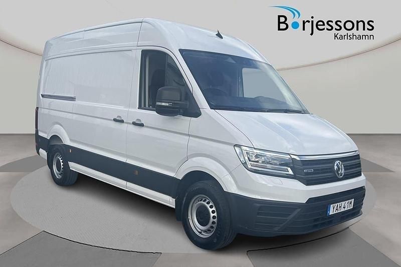 Vit Begagnad 2023 VW Crafter Van | 569 000 kr (Marknadspris) - Bild 1/4