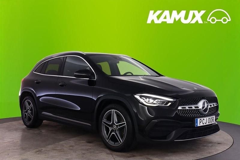 Svart Begagnad 2023 Mercedes GLA200 AMG SUV | 322 800 kr (Superpris) - Bild 1/4