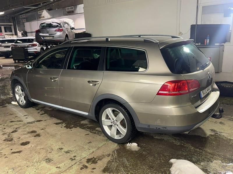 Begagnad VW Passat Alltrack 177 HK (130 kW) 2015 Kombi