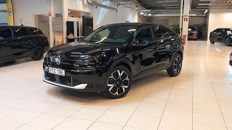 Svart Begagnad 2025 Citroën C4 Halvkombi | 309 900 kr (Dyr) - Bild 1/4