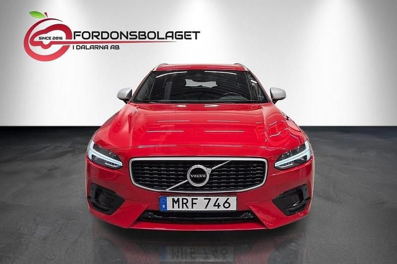 Begagnad Volvo V90 R-Design 190 HK (139 kW) 2018 Röd Kombi