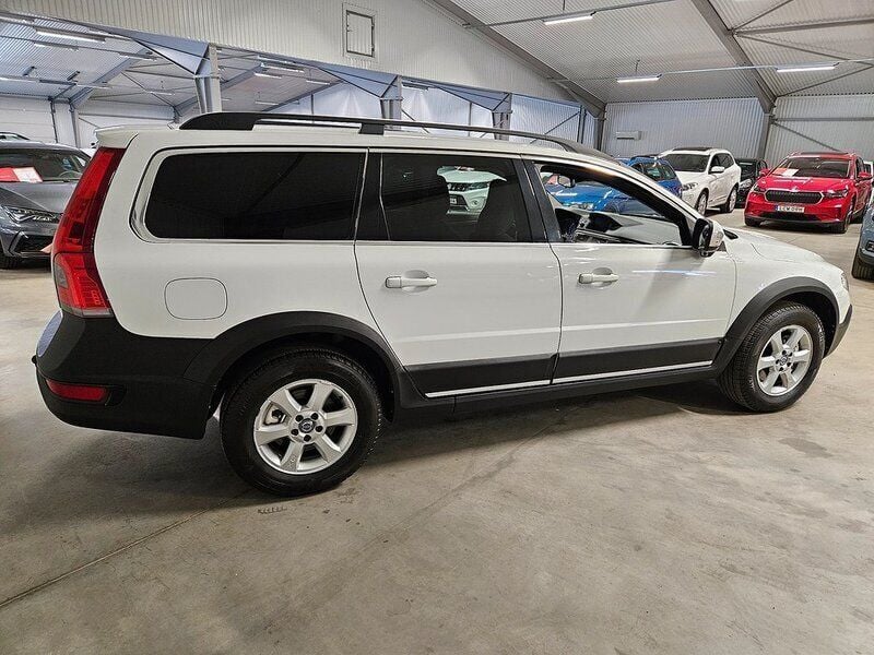 Begagnad Volvo XC70 Momentum 181 HK (133 kW) 2015 Vit SUV