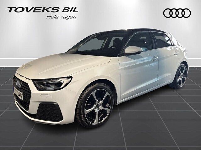 Glaciärvit metallic Begagnad 2024 Audi A1 Sportback Proline Halvkombi | 249 900 kr (Dyr) - Bild 1/4
