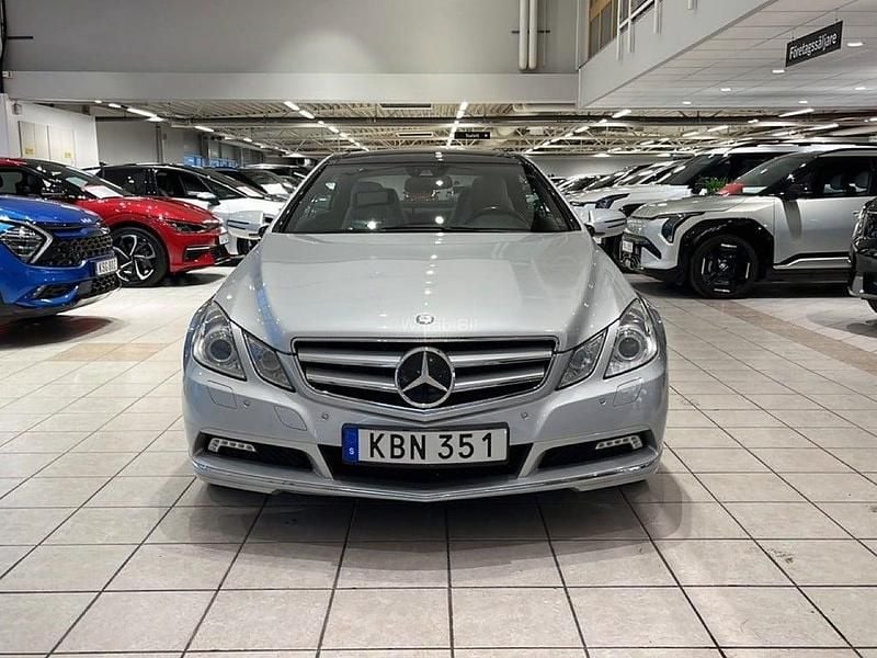 Begagnad Mercedes E350 292 HK (214 kW) 2009 Silver Sportkupé