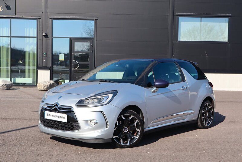 Flerfärgad Begagnad 2014 Citroën DS3 Halvkombi | 68 500 kr (Marknadspris) - Bild 1/4