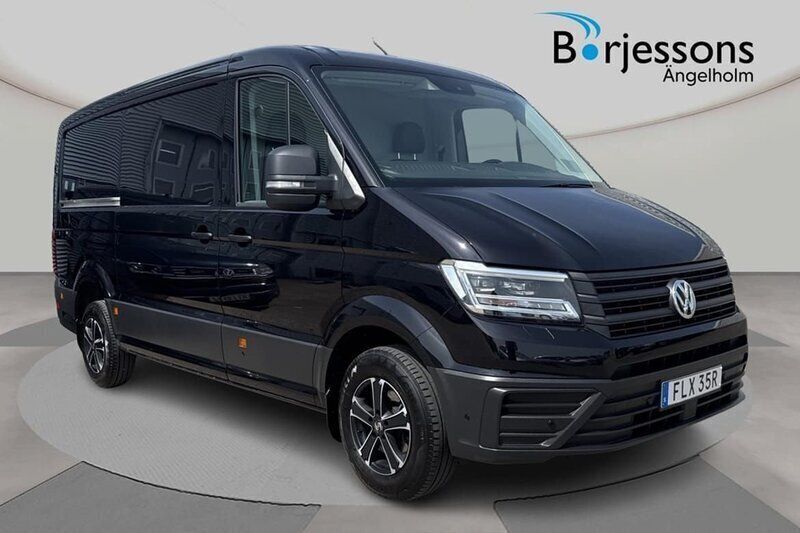 Svart Begagnad 2024 VW Crafter Van | 499 000 kr (Bra pris) - Bild 1/4