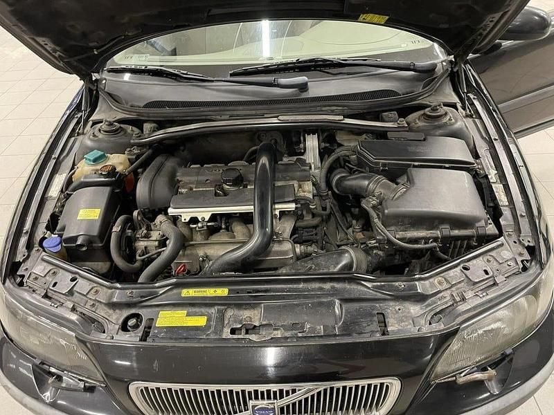 Begagnad 2001 Volvo V70 Kombi | 13 500 kr (Marknadspris) - Bild 1/4