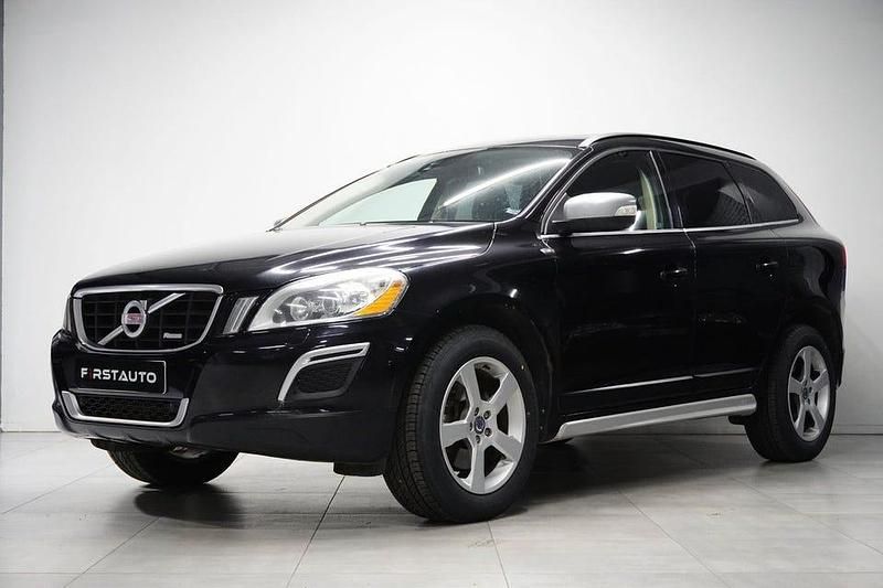 Svart Begagnad 2012 Volvo XC60 R-Design SUV | 119 900 kr (Superpris) - Bild 1/4