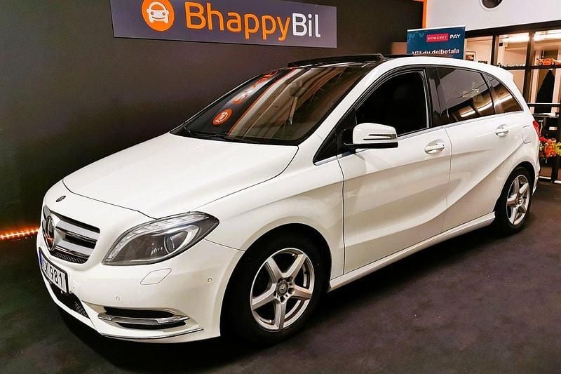 Vit Begagnad 2013 Mercedes B180 Minibuss | 79 900 kr (Marknadspris) - Bild 1/4