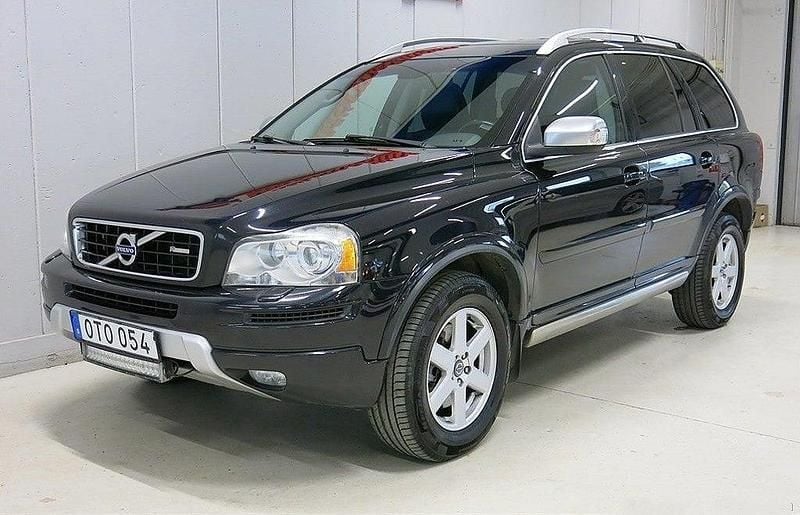 Svart Begagnad 2013 Volvo XC90 R-Design SUV | 98 900 kr - Bild 1/4