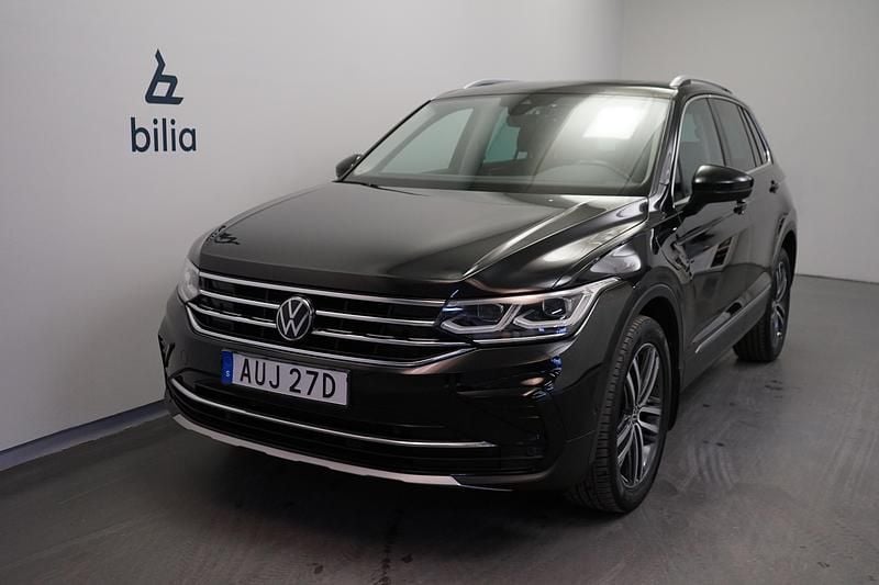 Begagnad VW Tiguan Elegance 248 HK (182 kW) 2023 Svart SUV
