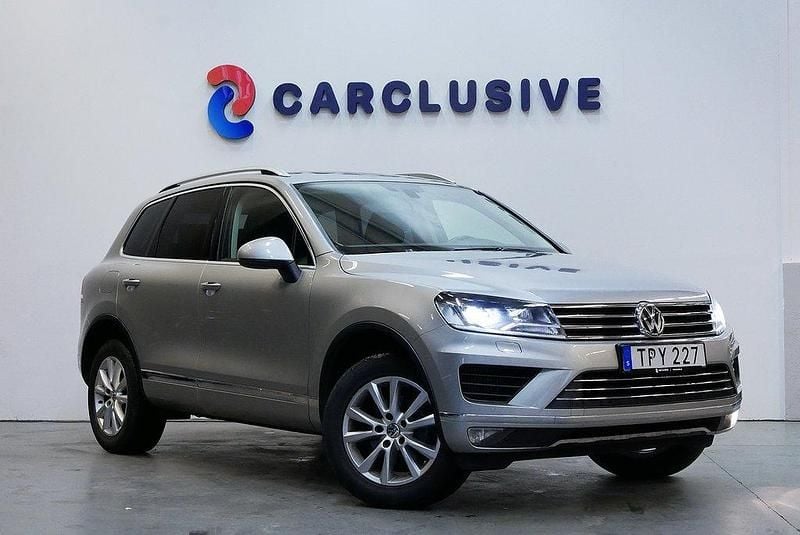 Silver Begagnad 2017 VW Touareg SUV | 219 900 kr (Bra pris) - Bild 1/4