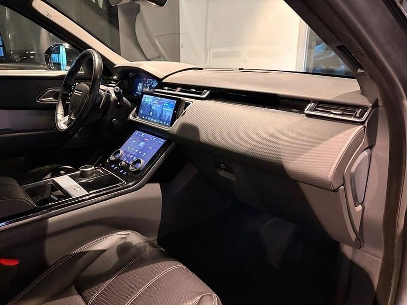 Begagnad Land Rover Range Rover Velar Dynamic 379 HK (278 kW) 2018 Gråmet SUV