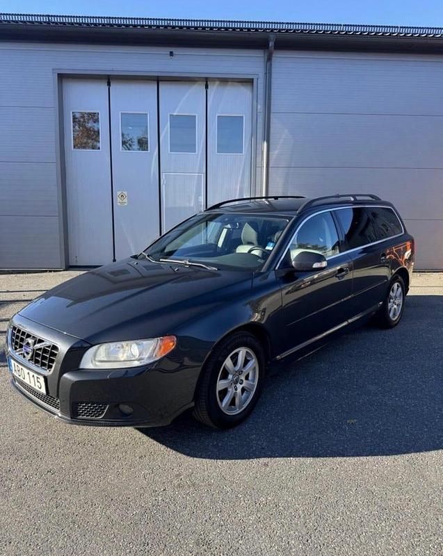 Begagnad 2011 Volvo V70 Kombi | 63 000 kr (Superpris) - Bild 1/4