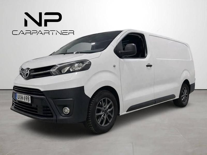 Vit Begagnad 2021 Toyota Proace Minibuss | 218 900 kr (Lite dyr) - Bild 1/4