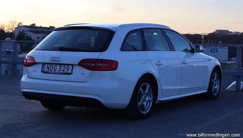 Begagnad Audi A4 177 HK (130 kW) 2013 Vit Kombi