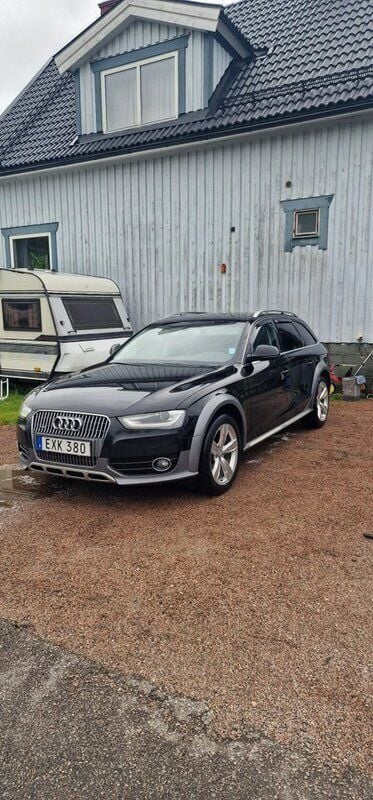 Svart Begagnad 2015 Audi A4 Kombi | 119 500 kr (Marknadspris) - Bild 1/4