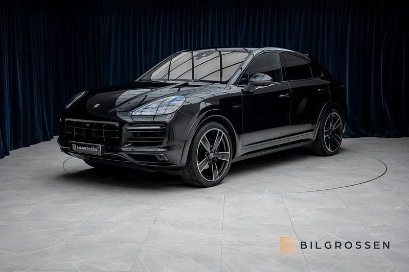 Svart Begagnad 2023 Porsche Cayenne SUV | 919 900 kr (Dyr) - Bild 1/4