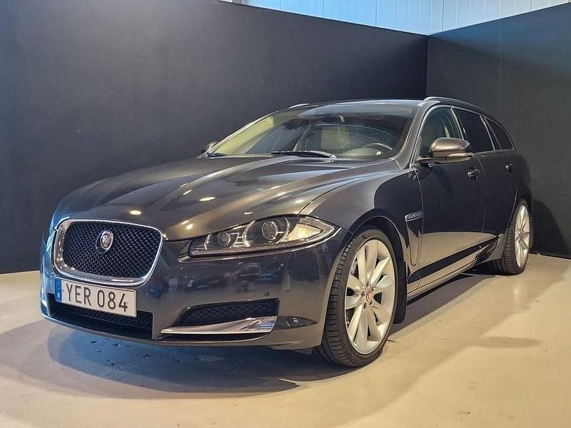Begagnad Jaguar XF Sportbrake 200 HK (147 kW) 2013 Mörkgrå Kombi