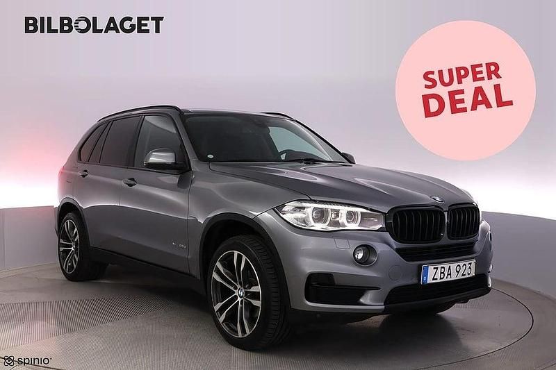 Grå Begagnad 2017 BMW X5 SUV | 329 500 kr (Dyr) - Bild 1/4