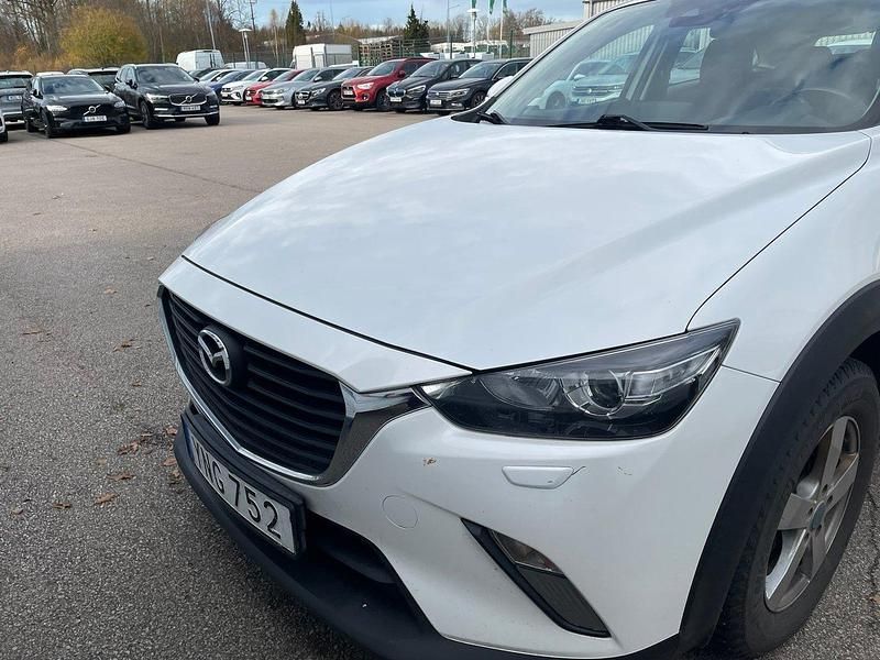 Vit (vit metallic) Begagnad 2017 Mazda CX-3 SUV | 125 000 kr (Marknadspris) - Bild 1/2