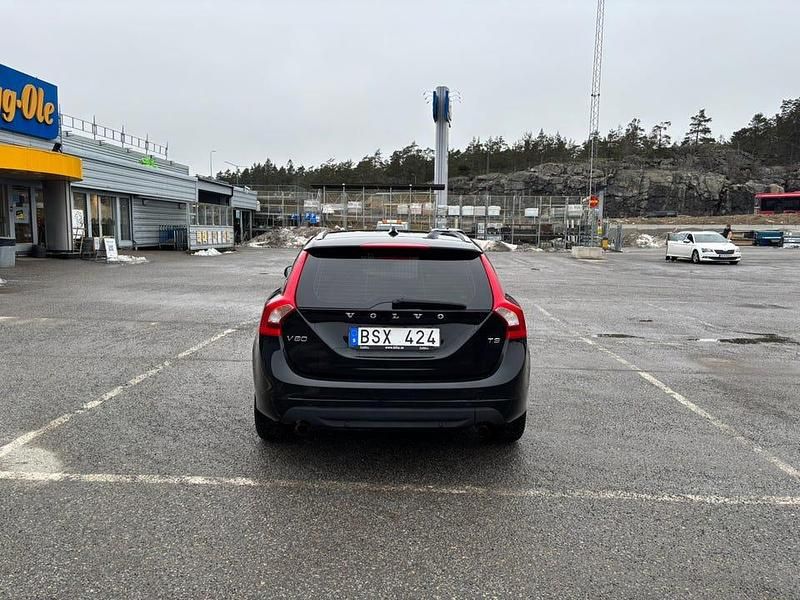 Begagnad Volvo V60 150 HK (110 kW) 2011 Kombi