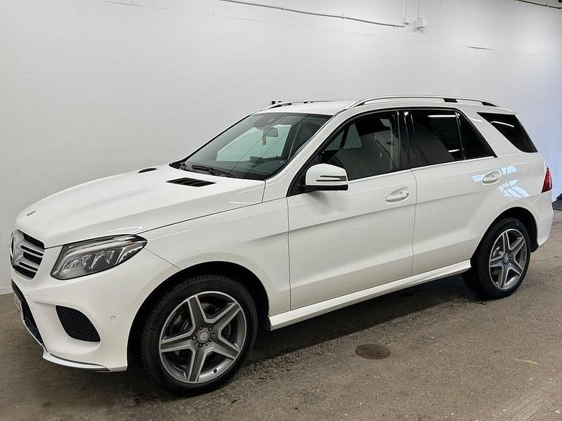 Begagnad Mercedes GLE250 AMG 204 HK (150 kW) 2016 Vit SUV