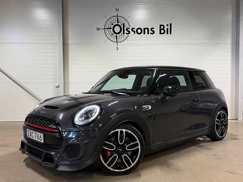 Begagnad Mini John Cooper Works 231 HK (169 kW) 2017 Grå Halvkombi