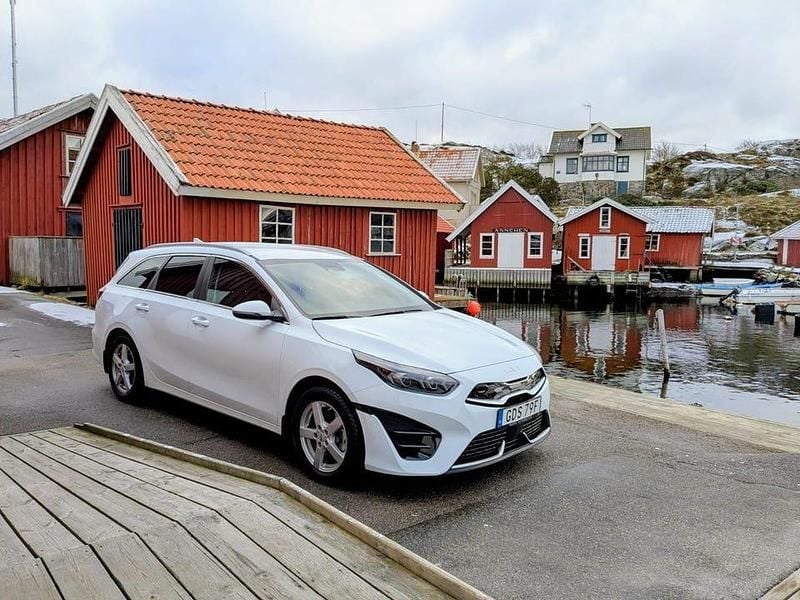 Begagnad 2022 Kia Ceed Sportswagon Advance Kombi | 225 000 kr (Bra pris) - Bild 1/2