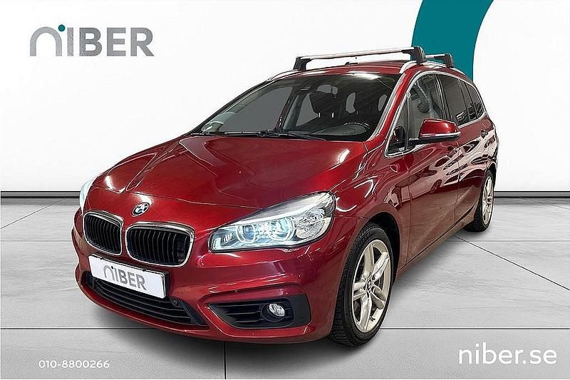 Röd Begagnad 2015 BMW 218 Gran Tourer Advantage Minibuss | 149 900 kr (Dyr) - Bild 1/4