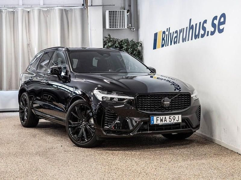 Svartmetallic Begagnad 2025 Volvo XC60 SUV | 825 000 kr - Bild 1/4