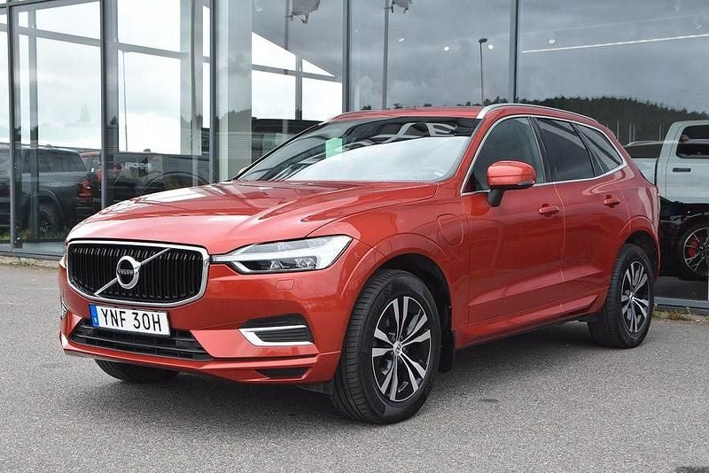 Röd Begagnad 2020 Volvo XC60 Momentum SUV | 299 000 kr (Superpris) - Bild 1/4