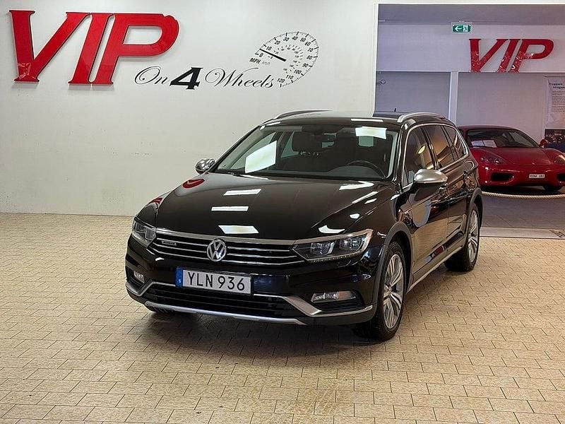 Begagnad VW Passat Alltrack 190 HK (139 kW) 2017 Svart Kombi