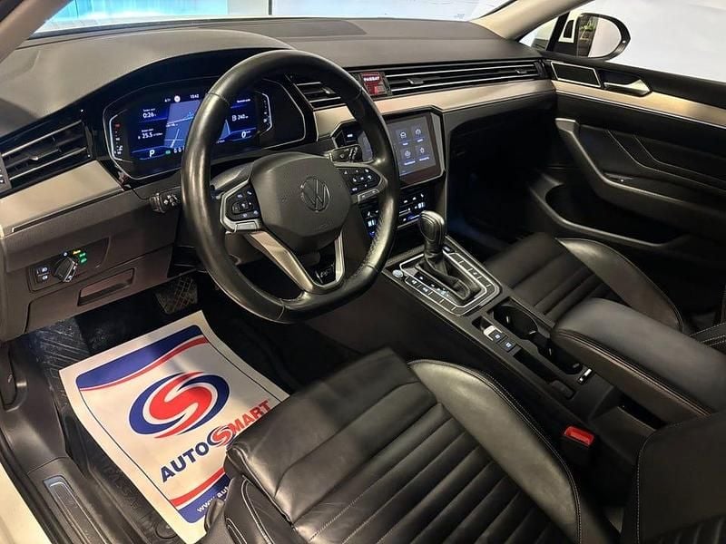 Begagnad VW Passat GT 200 HK (147 kW) 2021 Vit Kombi