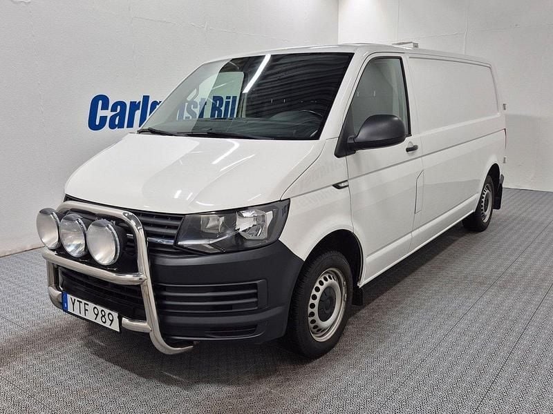 Vit Begagnad 2018 VW T6 Van | 159 000 kr (Superpris) - Bild 1/4